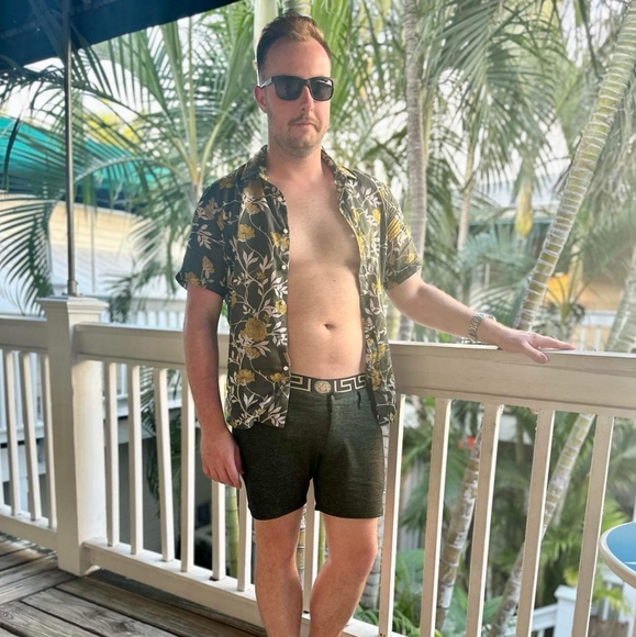 Meet your Posher, Joel - Picture 3 of 6